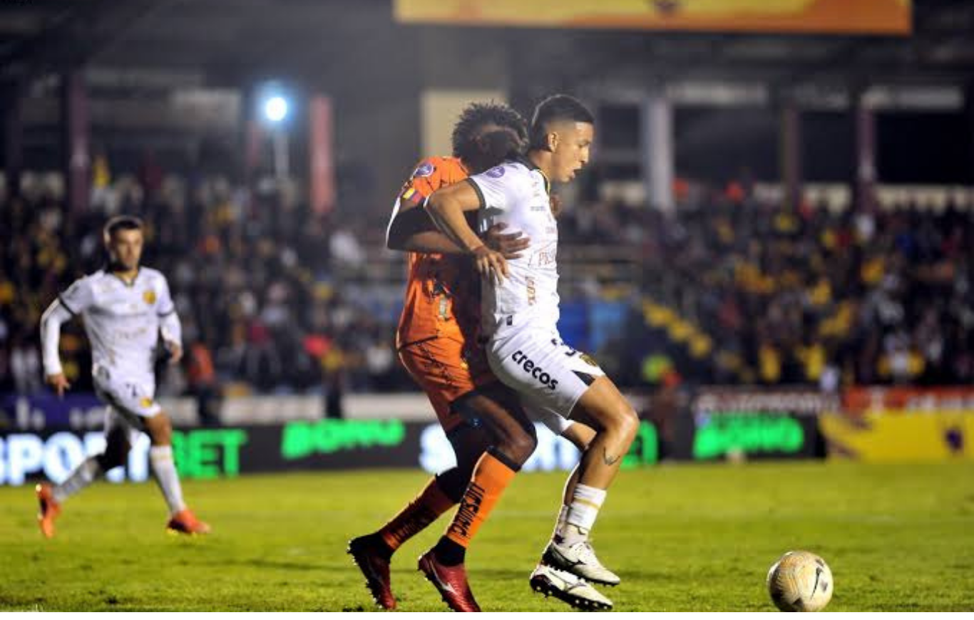 Barcelona igualó ante Libertad y se complica en su objetivo de clasificar directamente a la Copa Libertadores
