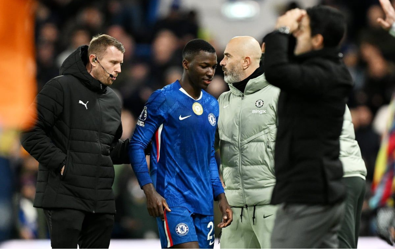 Esta es la sanción que deberá cumplir Moisés Caicedo tras su expulsión ante el Arsenal ¿Cuántas fechas le dieron?