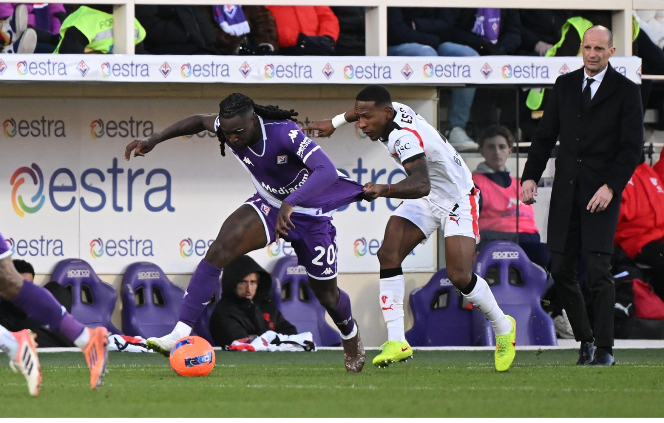 Video: por este motivo hinchas del AC Milan piden la salida de Pervis Estupiñán