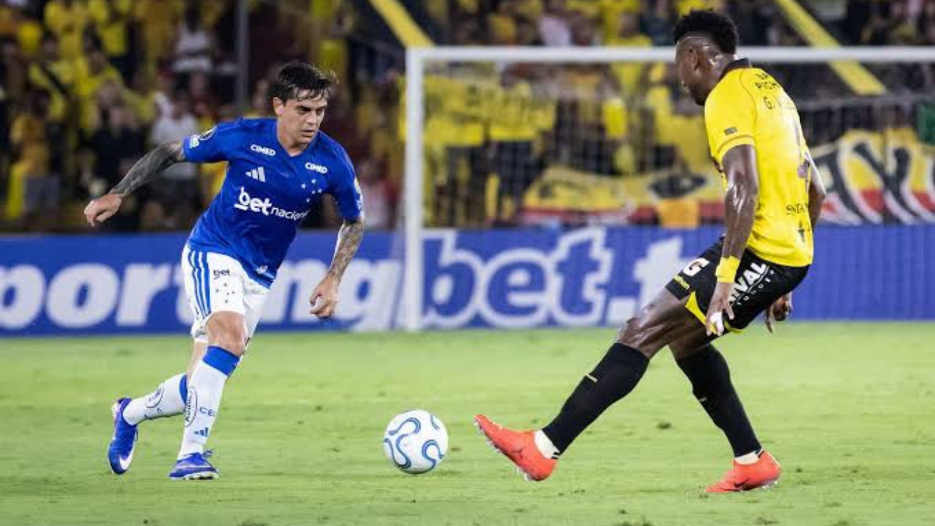 Barcelona sufre dura derrota ante Cruzeiro en el arranque de la fase de grupos de la Copa Libertadores