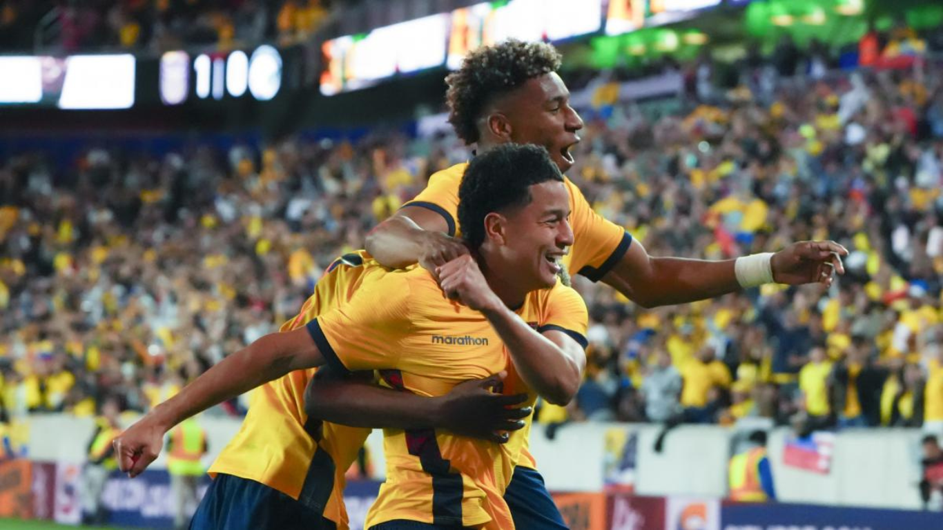 Ecuador derrota a Arabia Saudita en su penúltimo amistoso antes del debut en el Mundial