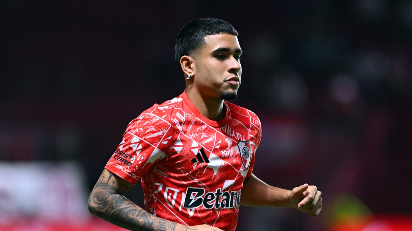 ¿Qué sucede con Kendry Páez en Argentina?: esta es la decisión que tomaron en River Plate