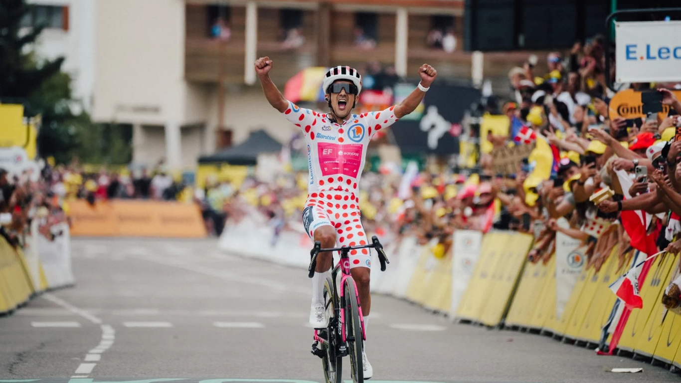Así fue el nuevo triunfo de Richard Carapaz en la etapa 20 del Tour de Francia
