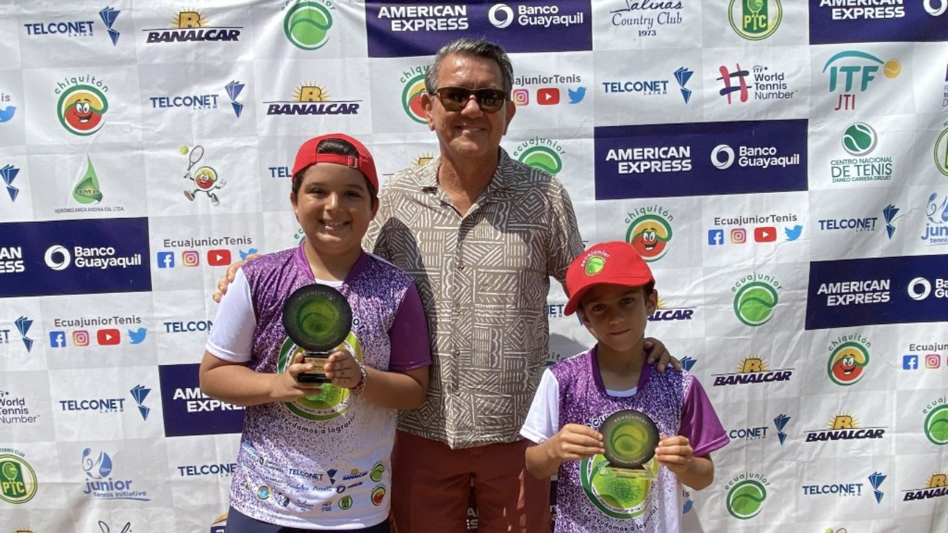 Rueda, Saltos y Aguilar, campeones de novena etapa de Ecaujunior